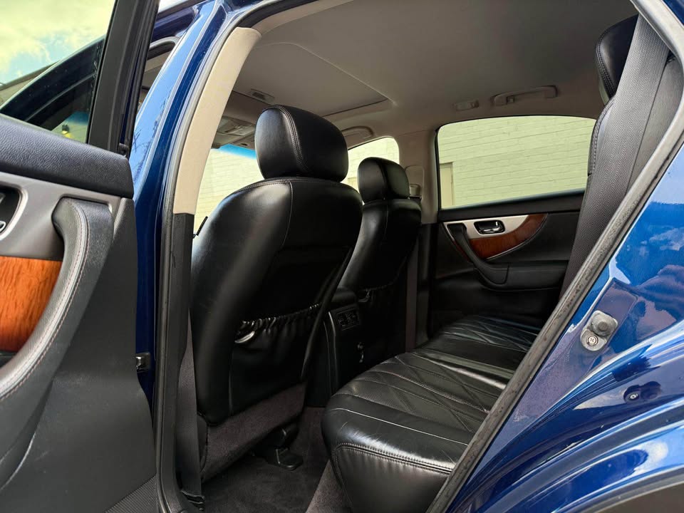 Infinity QX70