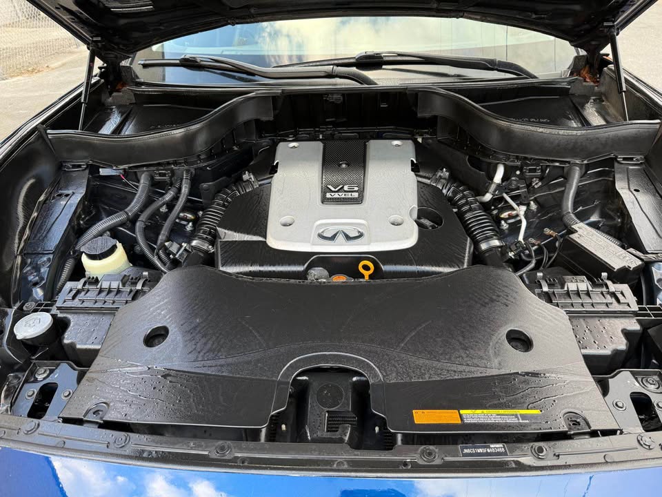 Infinity QX70